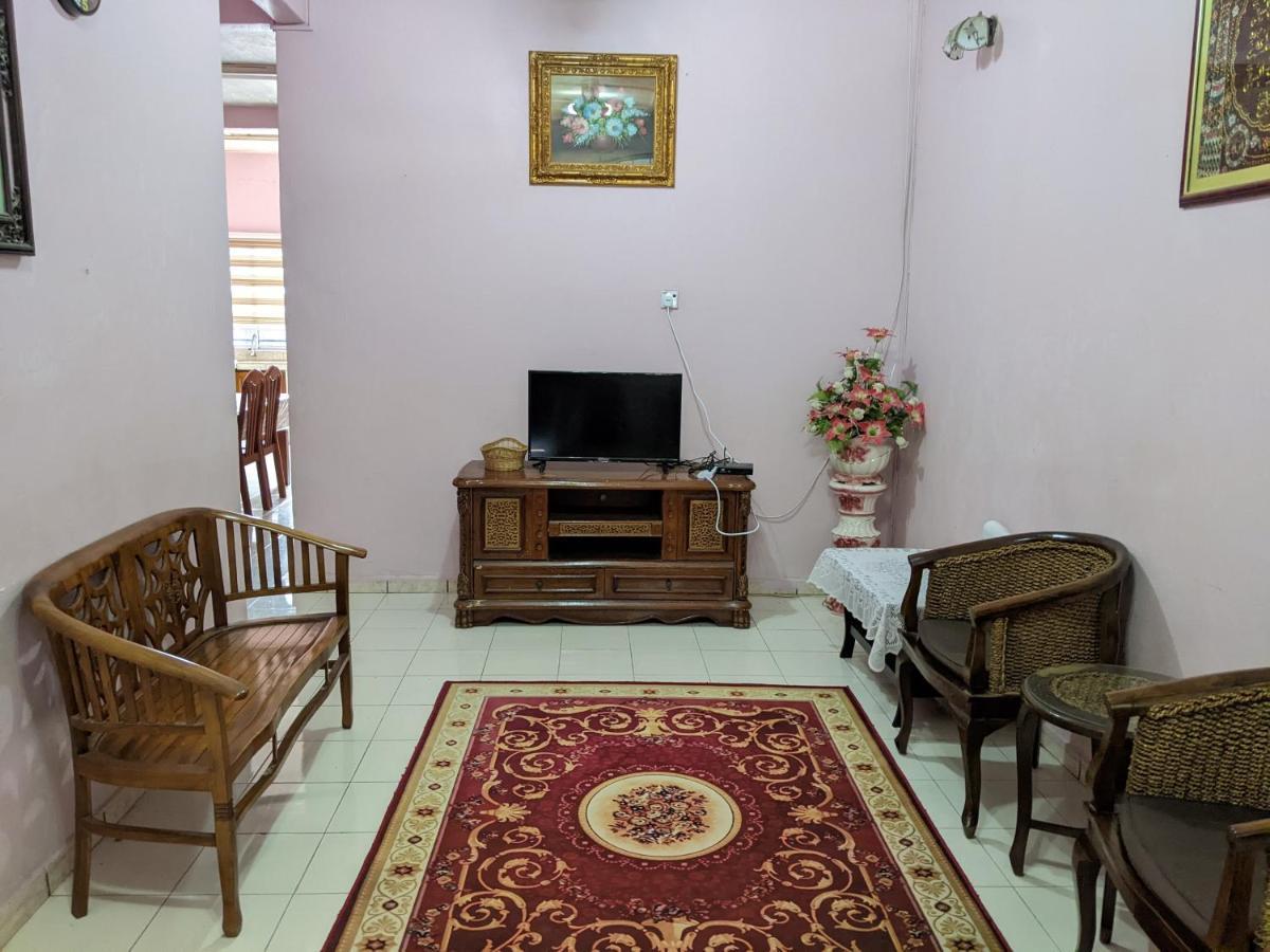 Kampong Kelemak Aryani Homestay חדר תמונה