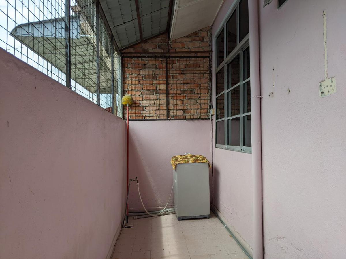 Kampong Kelemak Aryani Homestay חדר תמונה